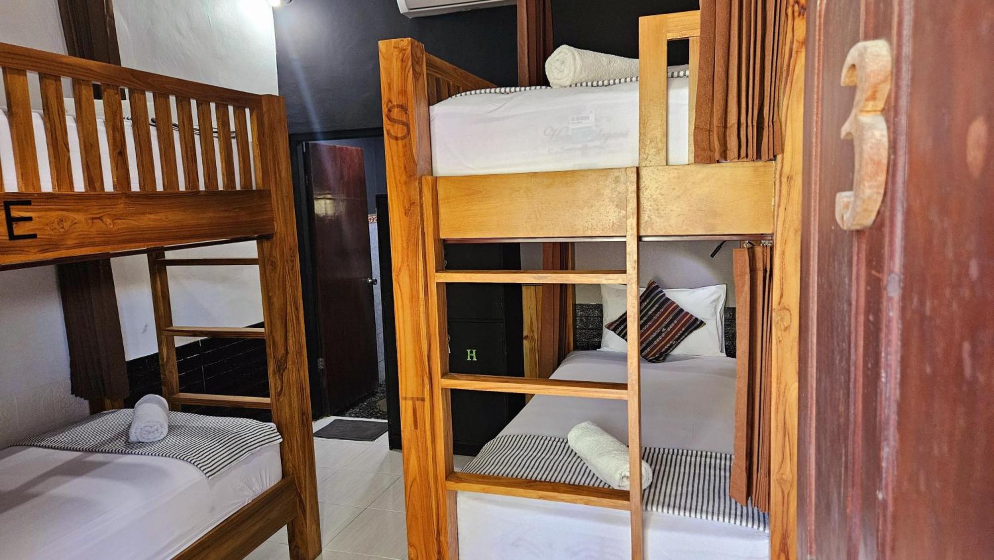 Suba Homestay 누사 렘봉안 객실 사진